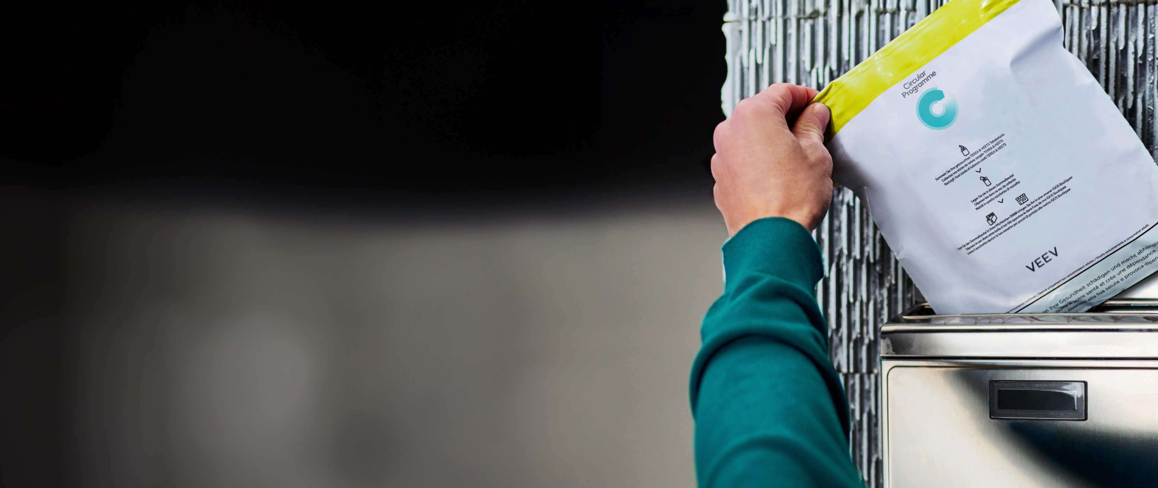 VEEV_TakeBack_HP-Banner_desktop_1920x810px_2x_1604