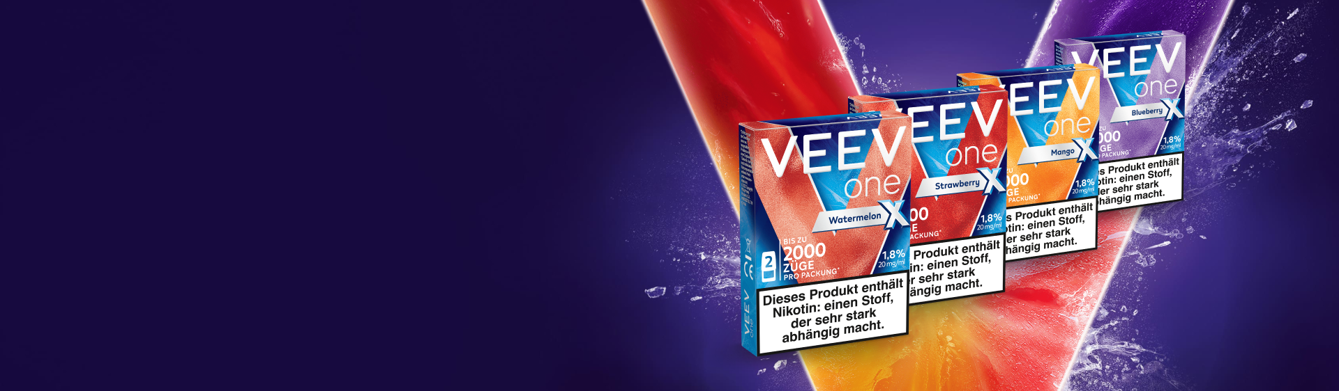 Vier neu VEEV ONE Extra Flavours vor einem explosiv Hintergrund. 